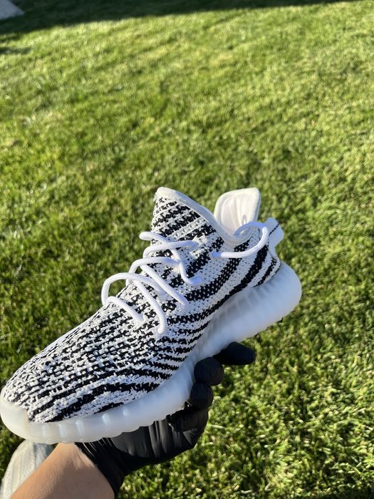 Yeezy 350 -Adidas