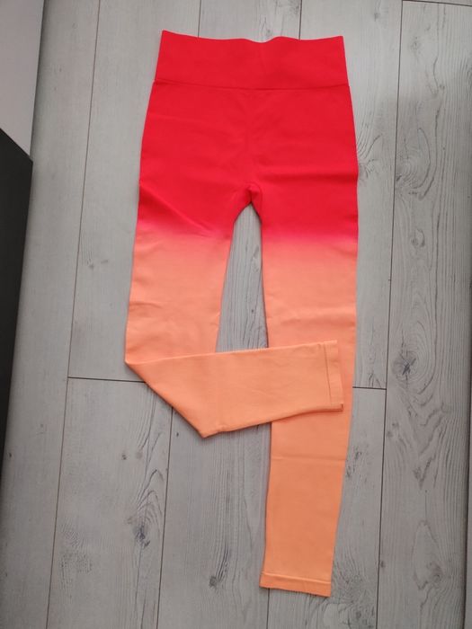 Дамски спортен оформящ клин