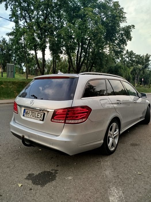 Mercedes Benz e 220 170 cp 2015