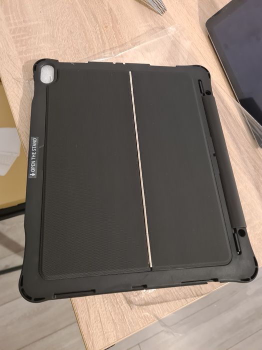 Husa cu tastatura ipad 12.9 inch ipad pro 2018 2020 si air 4