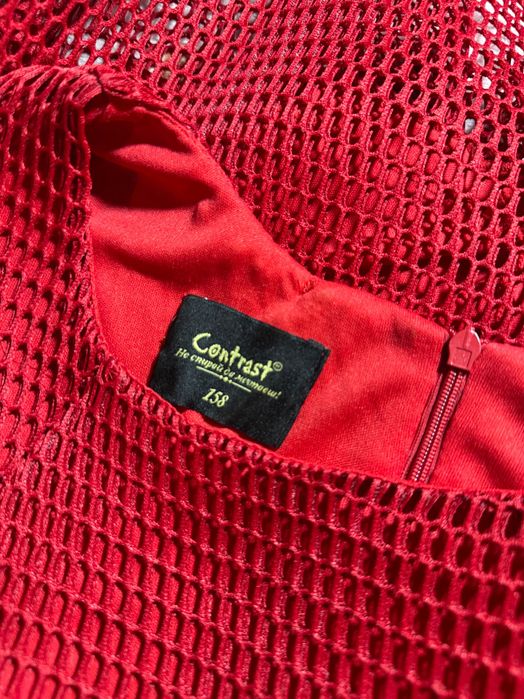 Детска червена рокля