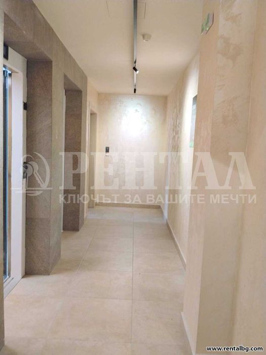 Продава се Тристаен апартамент в Пловдив, Тракия - 150 кв.м за 500 €/кв.м - Снимка #11