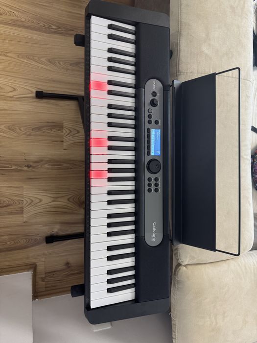 Pian digital Casio LK-S450