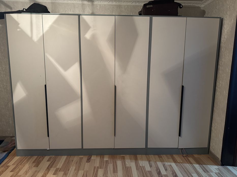 Шкаф 6 ти дверный