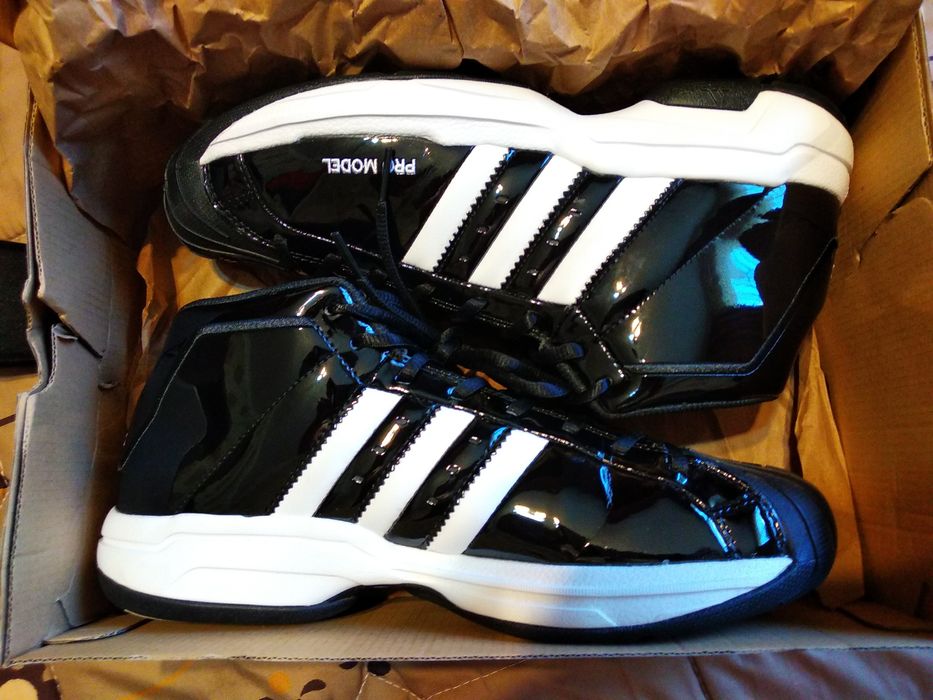 Кроссовки аdidas pro G 2