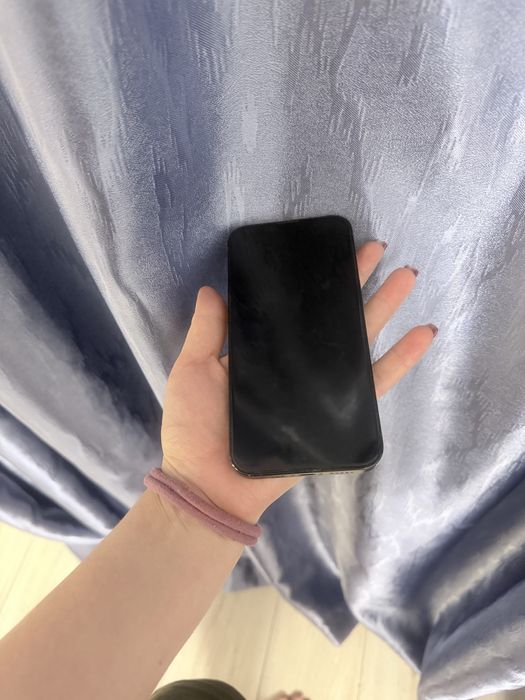 Продам айфон 13, 256 ГБ