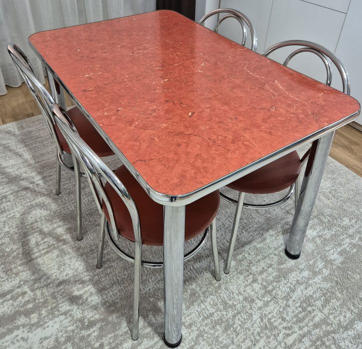 Vand masa si 4 scaune