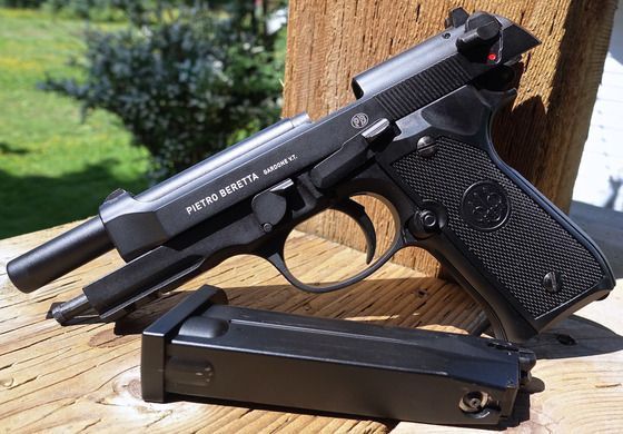 Cel Mai Puternic PISTOL DIN LUME!! Model Cu Recul si Blowback Airsoft