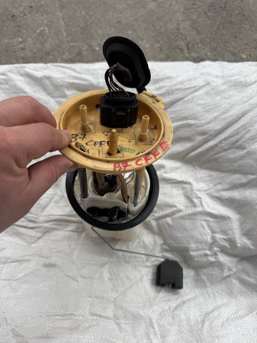 Pompa motorina rezervor vw passat b7