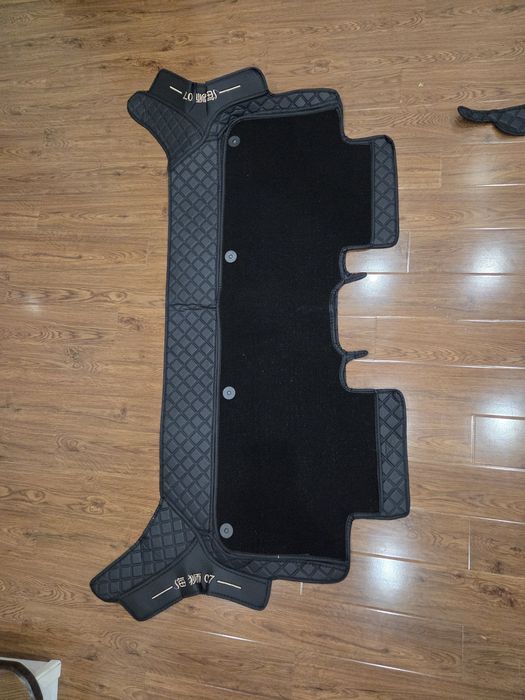 Продам полики на BYD sealeon 7