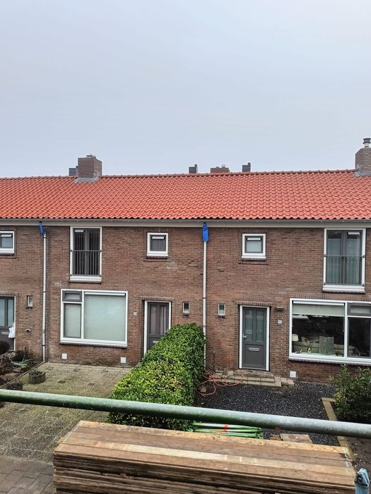 Къщи, метални и дървени конструкции, халета. Строителна дейност!