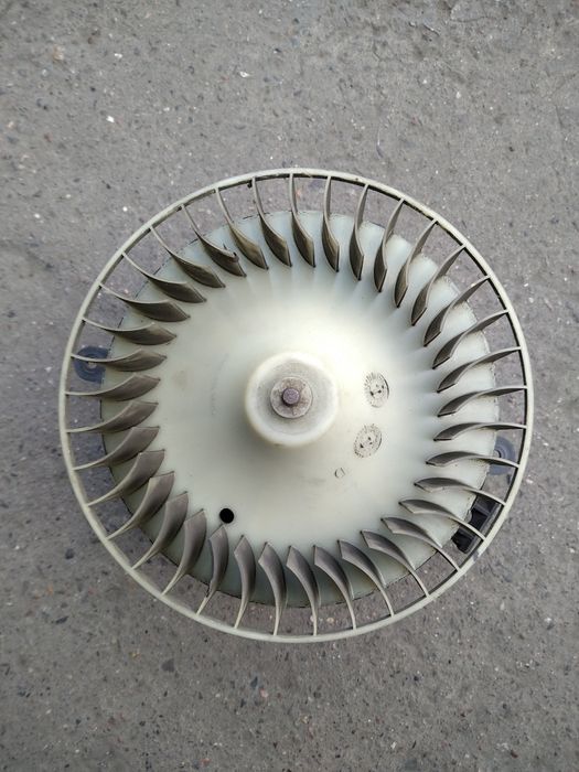 Продам вентилятор моторчик печки мерседес