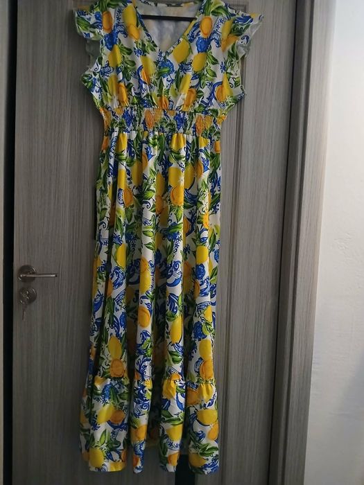 Vând rochii de dama XL