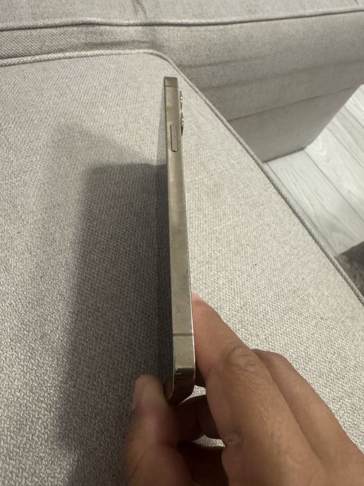 Se vinde iphone 12 pro max