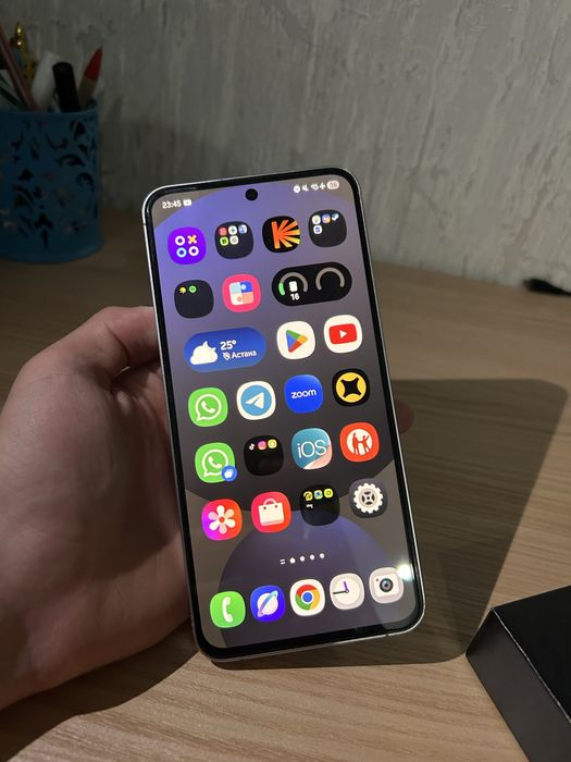 Samsung s24Fe В идеальном состоянии