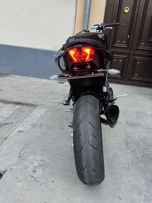 motosikl 400cc.