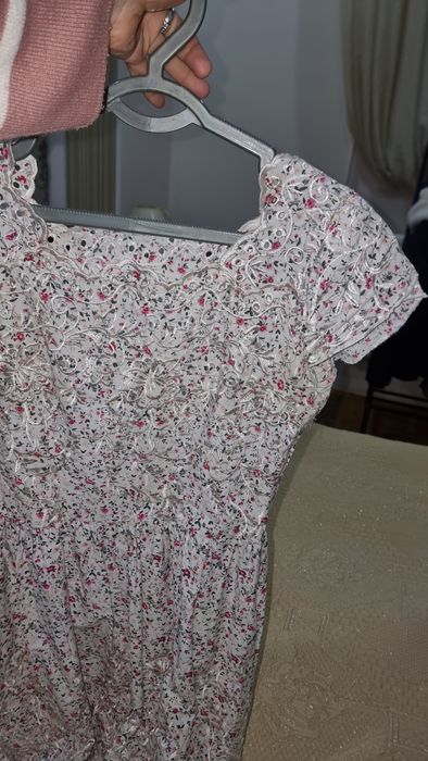 Ёзги аёллар кўйлаги

Ёзги