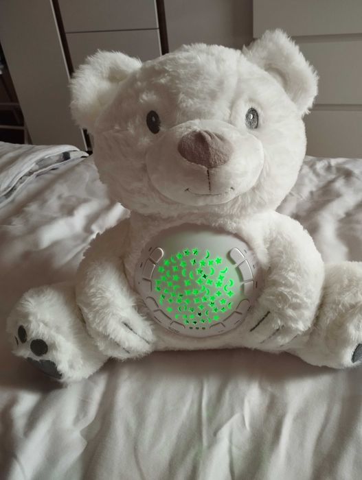 Плюшено мече с мелодии, светлини и бял шум