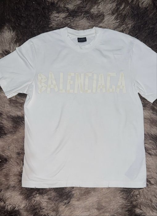 Tricou balenciaga