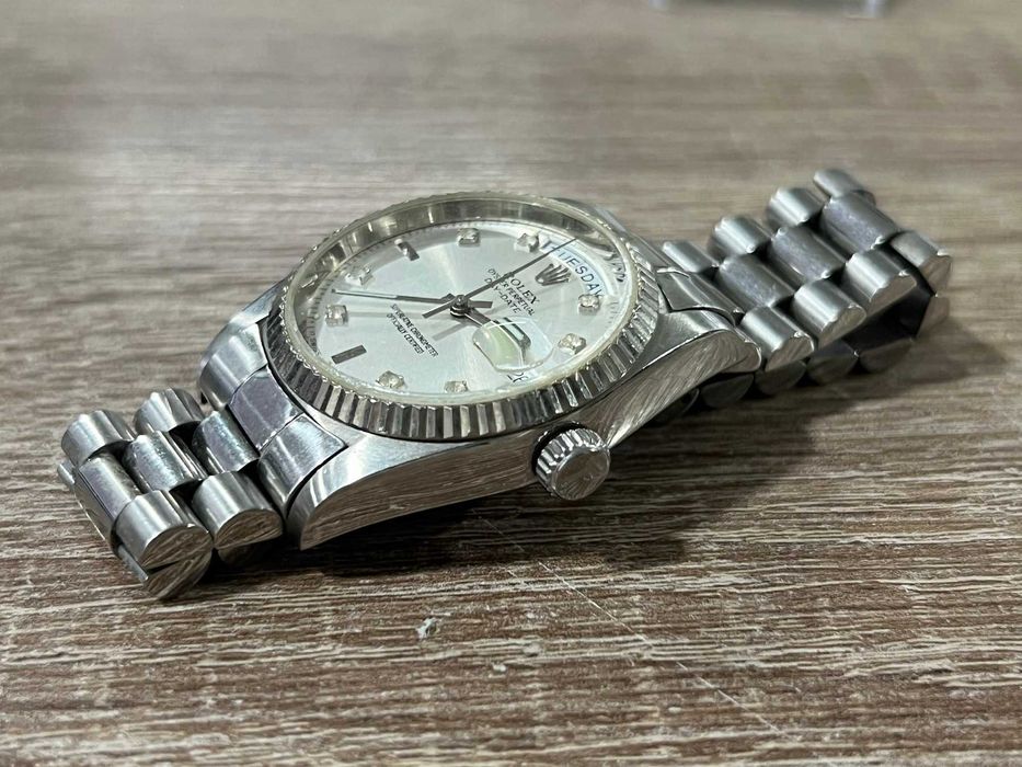 Дамски часовник T swiss made