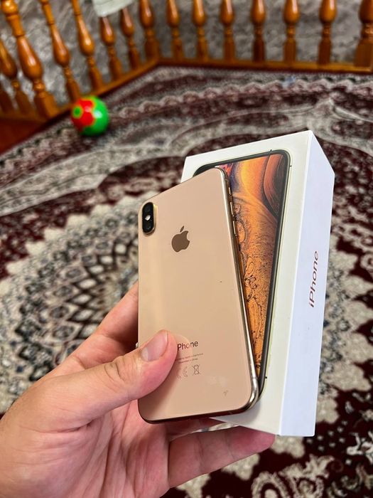 iPhone xs  karobka dukument