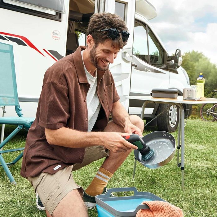 BOSCH UniversalBrush Акумулаторна почистваща четка