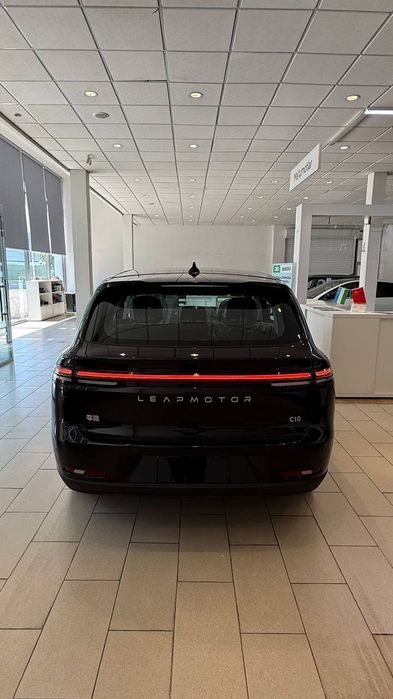 -Lepmotors c 10 EV 610 км запас ход