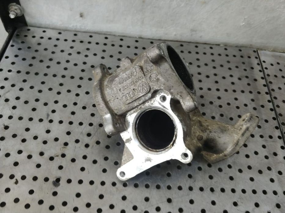 galerie egr 1.9 tdi 2.0tdi  audi a3 8p skoda fabia 2 vw caddy golf 5 jetta 3 seat altea 5p ibiza 4  03g129637a