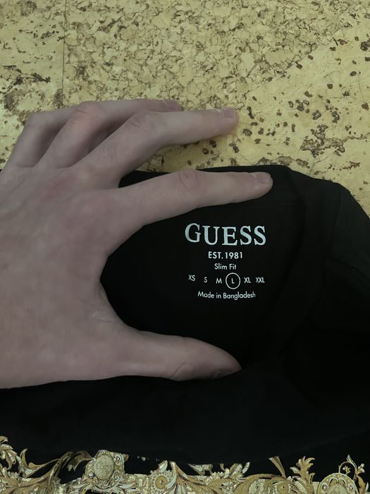 Разпродажба на маркови дрехи