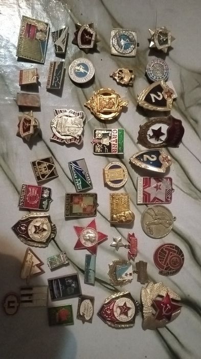 Значки Советских времён