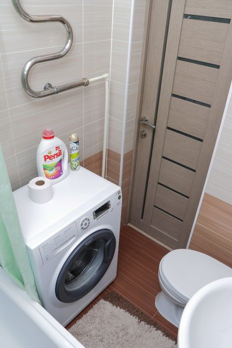 Сдам 2 квартиру посуточно улица Абая 140