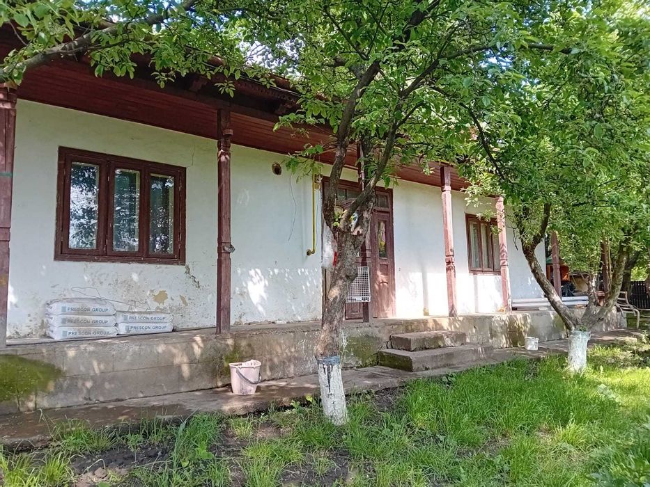 Inchiriez casa in Tomesti