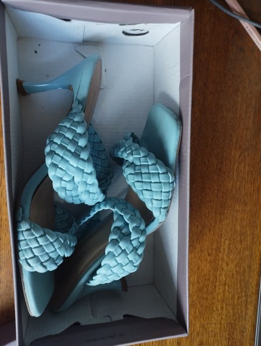 Каблуки Derimod 38 размер