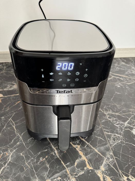 Фритюрник Tefal Easy Fry&Grill 2in1 в гаранция