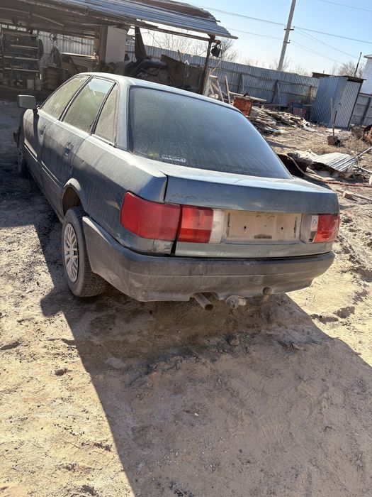 Запчасти на Ауди 80