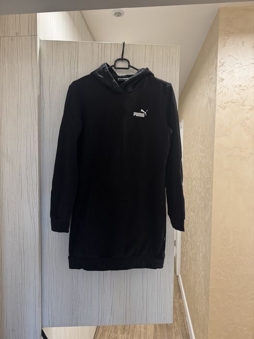 Нови, оригинални суитшърти, худита Love Moschino, Puma, Tommy Hilfiger