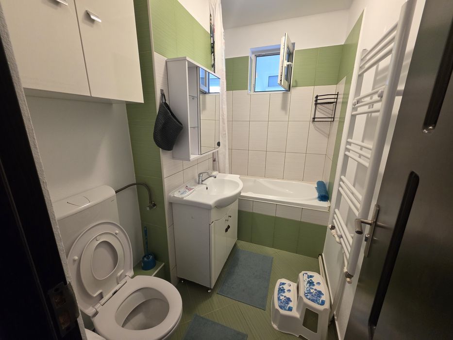 Apartament 3 camere - Semi - Hipodrom - 65 mp - Etaj 3