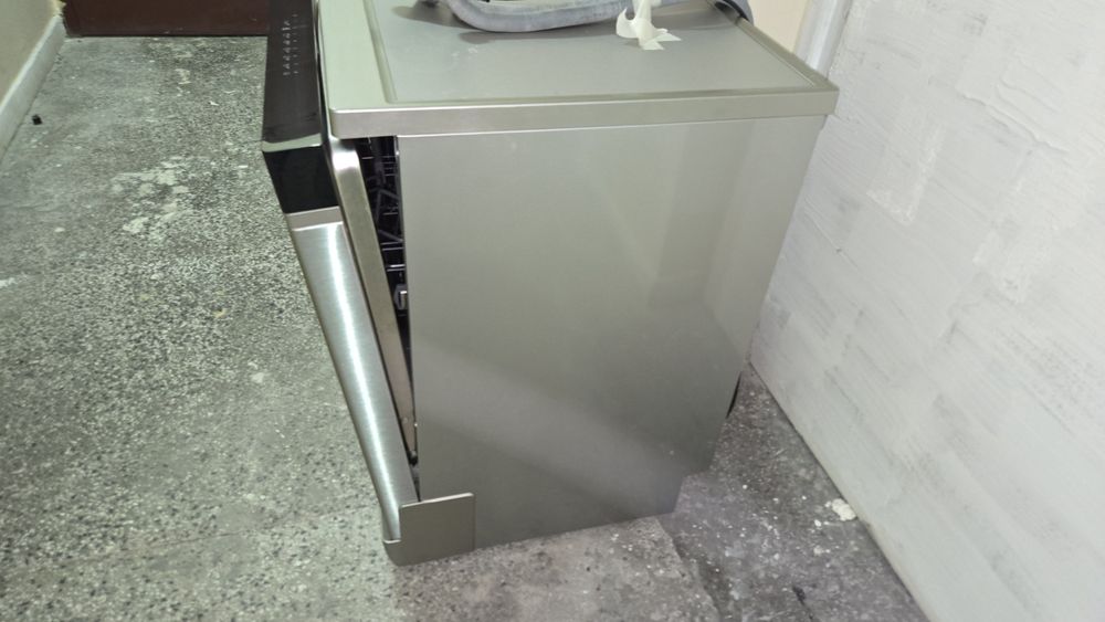 Съдомиялна машина Whirlpool