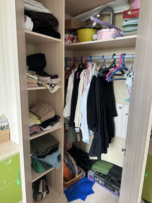 Продам десткий шкаф