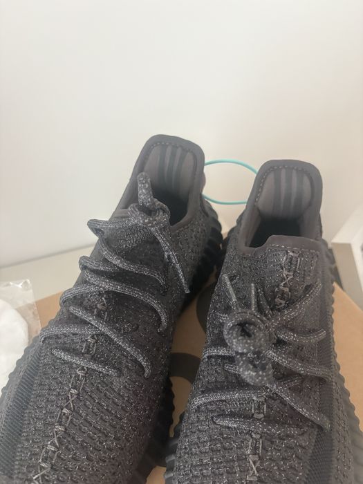 Yeezy Boost 350 V2