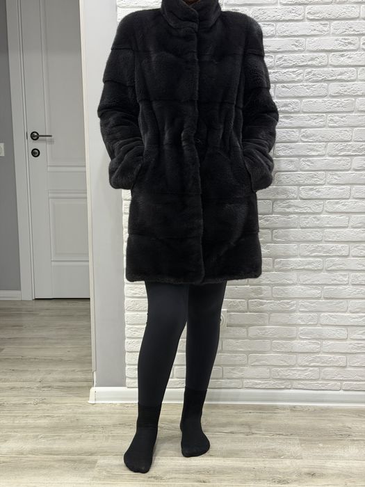 Пушистая норковая шуба