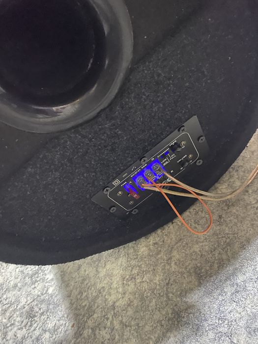 сабвуфер отличный