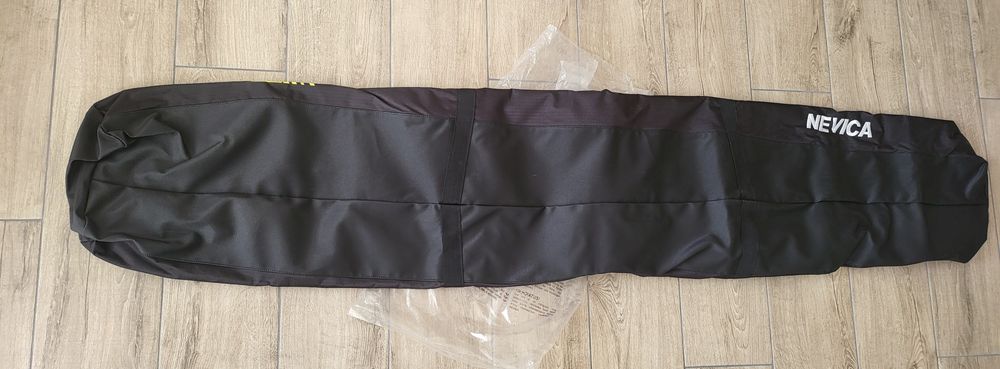 Продавам нова Nevica Ski Bag double

Nevica Ski Bag

Nevica Ski Bag

N
