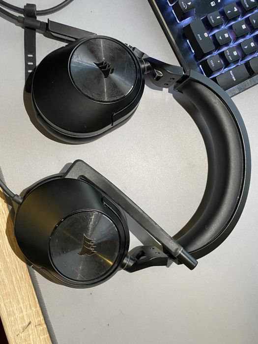 Corsair HS55 Surround