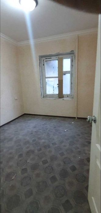 №4872 Продается квартира 4х ком 1 этаж кирпич 110кв