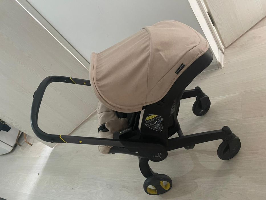 Коляска Doonaa