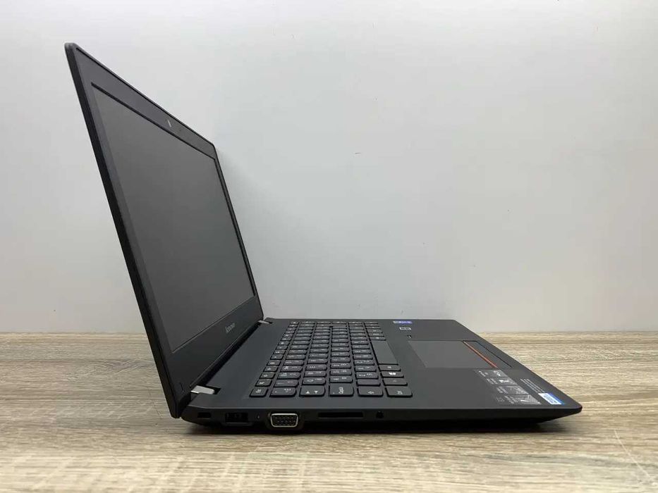Lenovo i5-6200U/8GB RAM/500GB