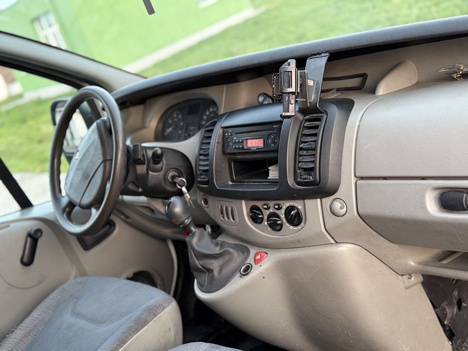 Renault trafic L2h2 1.9 dci