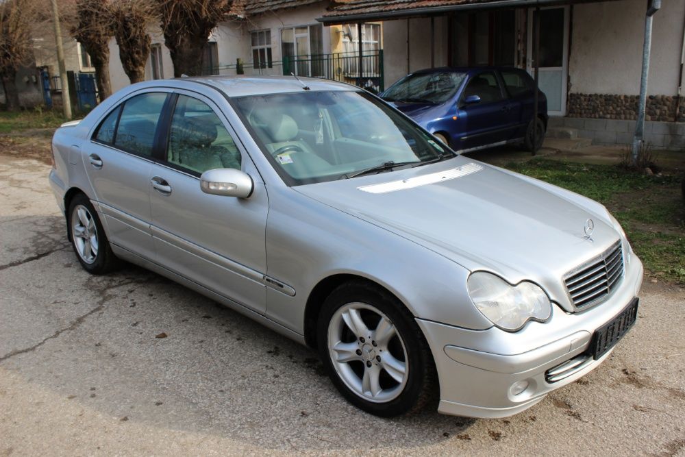 НА ЧАСТИ!!! Mercedes W203 C220cdi Седан / Мерцедес В203