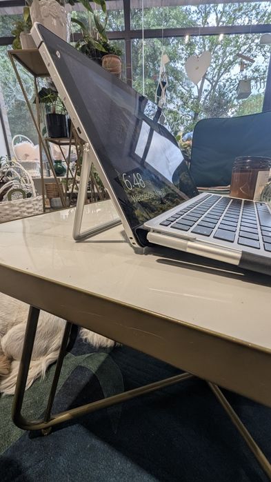 Лаптоп/таблет HP Elite x2, i5, 256 ssd, тачскрийн